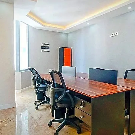 Hostel Manu Startup House *