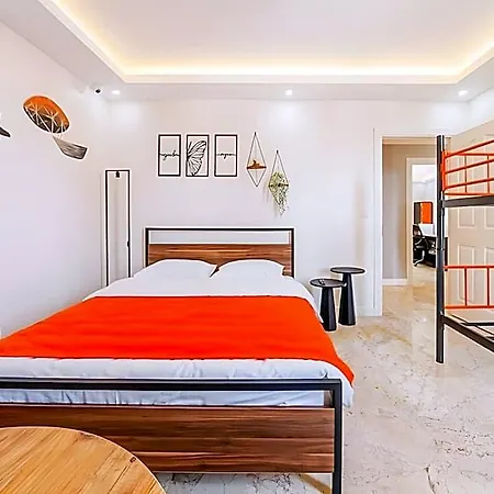 Hostel Manu Startup House