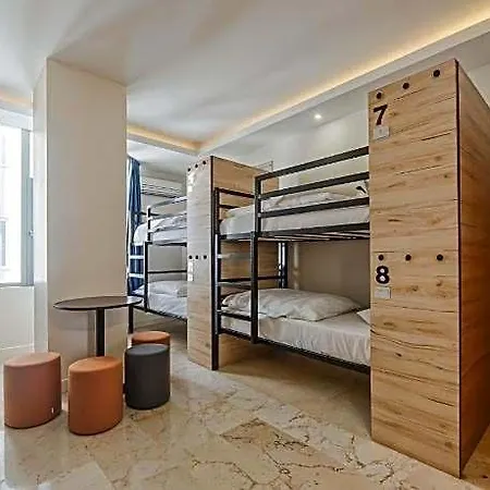 Manu Startup House Hostel *