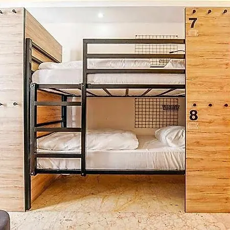 Hostel Manu Startup House İstanbul