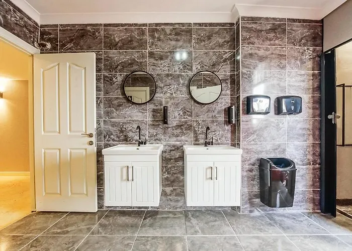 Hostel Manu Startup House