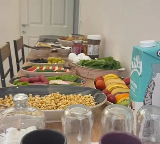 Hostel Manu Startup House *